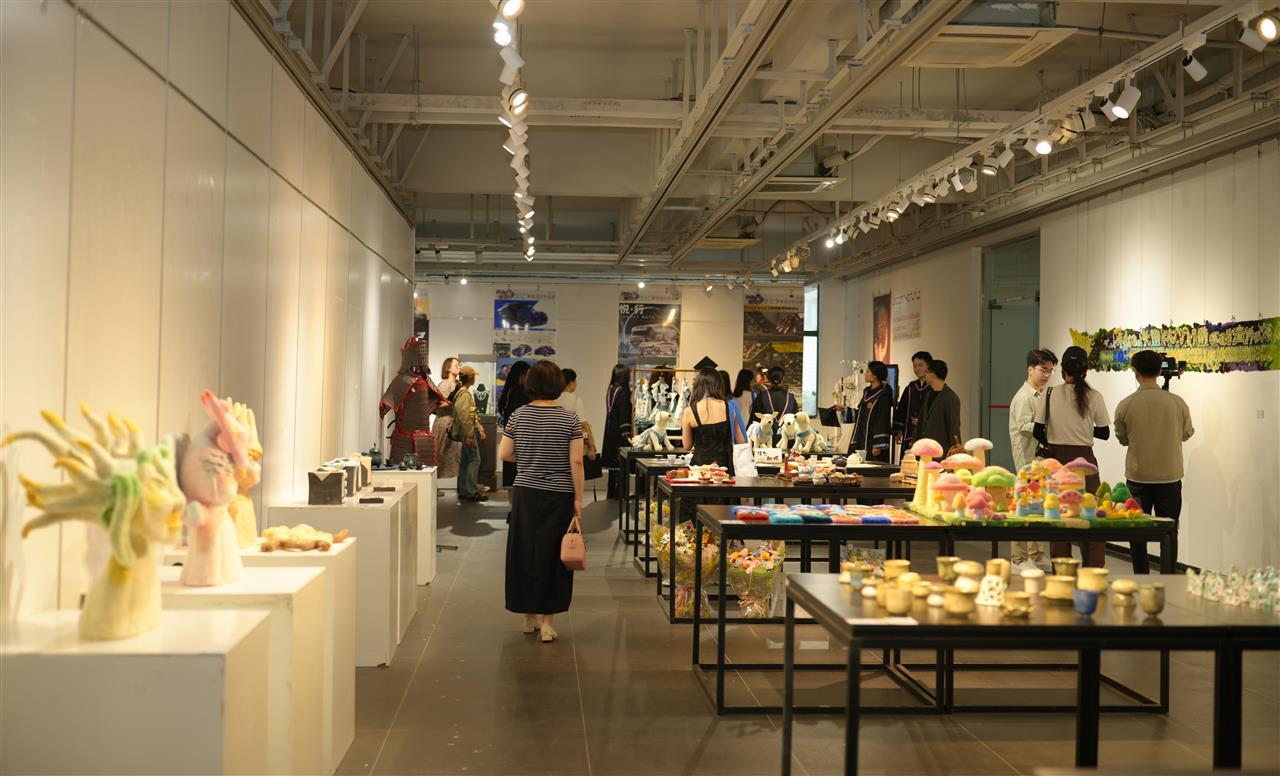 展览现场 张莱摄 (7).JPG 展览现场 张莱摄 (7).JPG